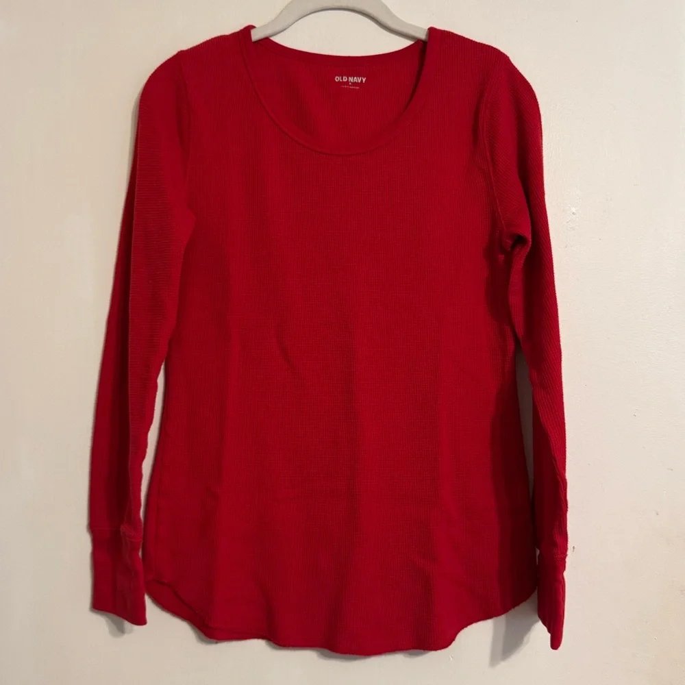Old Navy Red Waffle Knit Long Sleeve T-Shirt - Picture 1 of 6